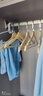 周夫人实木衣架裤夹裤架家用挂衣服装店衣挂欧式成人木质衣撑衣橱衣帽间 防滑方头衣架原木色扁钩10支 实拍图