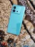 vivo iQOO Neo8 二手5G手机 骁龙8+ 144Hz护眼全面屏 自研芯片 游戏电竞手机 夜岩 12GB+256GB【赠3C认证充电器】 99新 实拍图
