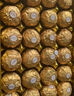 费列罗（Ferrero Rocher）榛果巧克力礼盒母亲节520情人节生日礼物女生送女友老婆妈妈实用 48粒费列罗礼盒装600g 实拍图