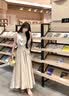 艾珠儿（Aizhuer）2026新款御姐高级感穿搭无袖连衣裙子女夏季法式气质收腰套装长裙 杏色 M 实拍图