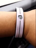 Noproblen新款负离子黑科技能量平衡防辐射手环可变色情侣硅胶刻字手链男女创意生日礼物配饰品 白色变玫红 实拍图