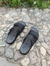 奥康凉拖2025年夏季新款男士户外防滑耐磨休闲一字拖潮流百搭沙滩鞋子 黑色-1255721028H 【顺丰包邮】 41 (255mm) 【标准皮鞋尺码】 实拍图