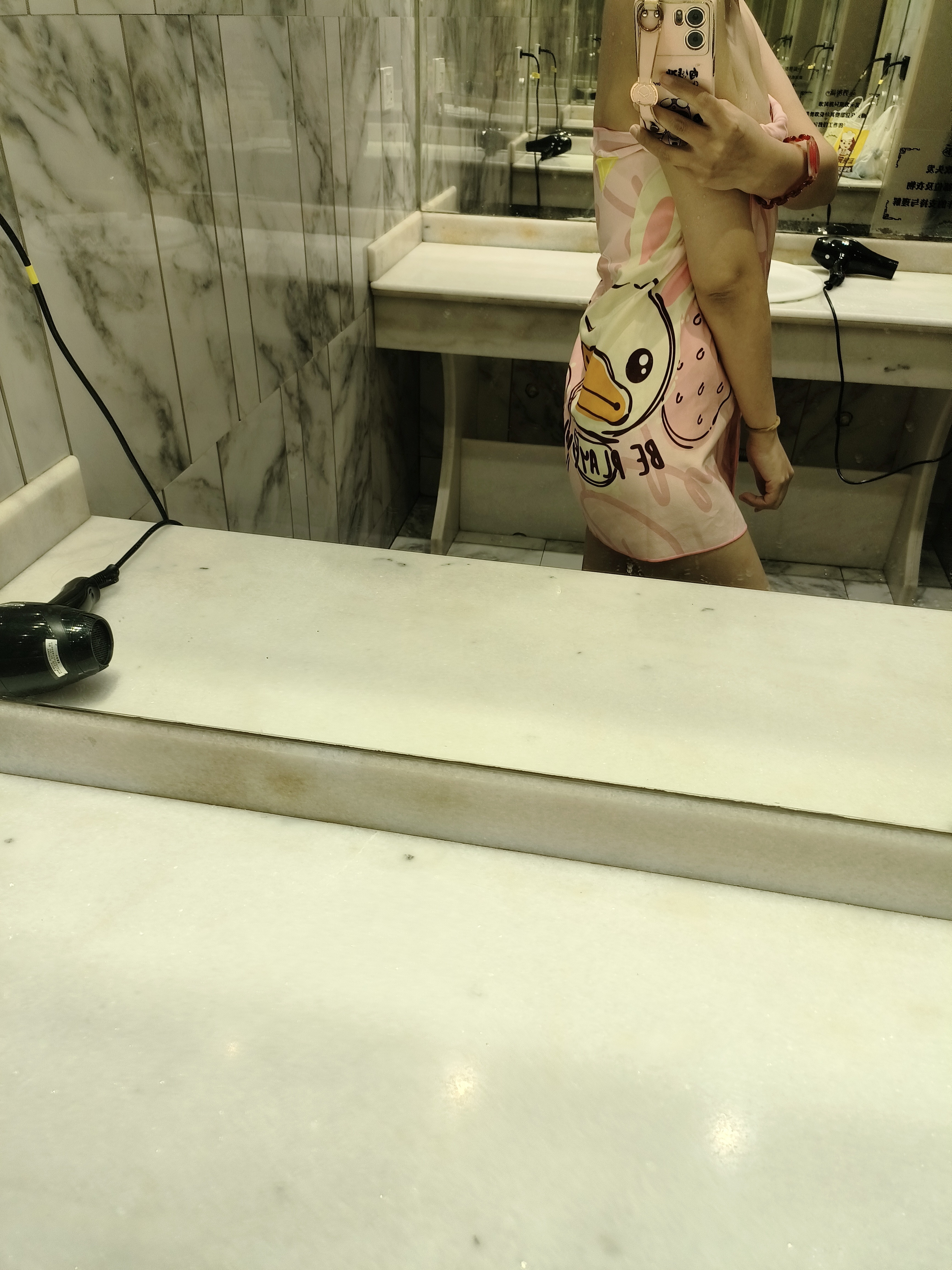 B.Duck小黄鸭儿童浴巾超强吸水速干女童洗澡毛巾游泳专用浴袍便携沙滩巾 实拍图