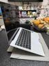 LALO电脑支架多功能收纳内胆包便携支架三合一适用Macbookair14寸手提笔记本电脑包13寸轻薄保护套 夕影灰【三角度调节+可收纳电源+防泼溅】 13寸（适配13-14.2寸电脑） 实拍图