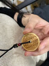 珍如意桃木山鬼花钱真品老桃木已开道家护身符挂件属马属鸡本命年钥匙扣 【泰山祝福】山鬼花钱-钥匙扣款 实拍图
