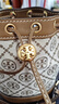 汤丽柏琦（Tory Burch）女士水桶包经典潮流单肩手提斜挎包新款TB女包 送女友 节日送礼 榛子棕：小桶 14*8.2*18cm 尺寸问题可咨询客服 实拍图