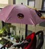 凌云鹤婴儿车遮阳伞车伞推车防晒雨伞宝宝童车通用万向伞遛娃神器夏季 粉色小熊甜甜圈【黑胶87cm】 防紫外线 晴雨两用 实拍图