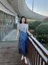 颜域撞色拼接夏季连衣裙女2026新款高级感独特设计感过膝气质长裙 蓝花 M 实拍图