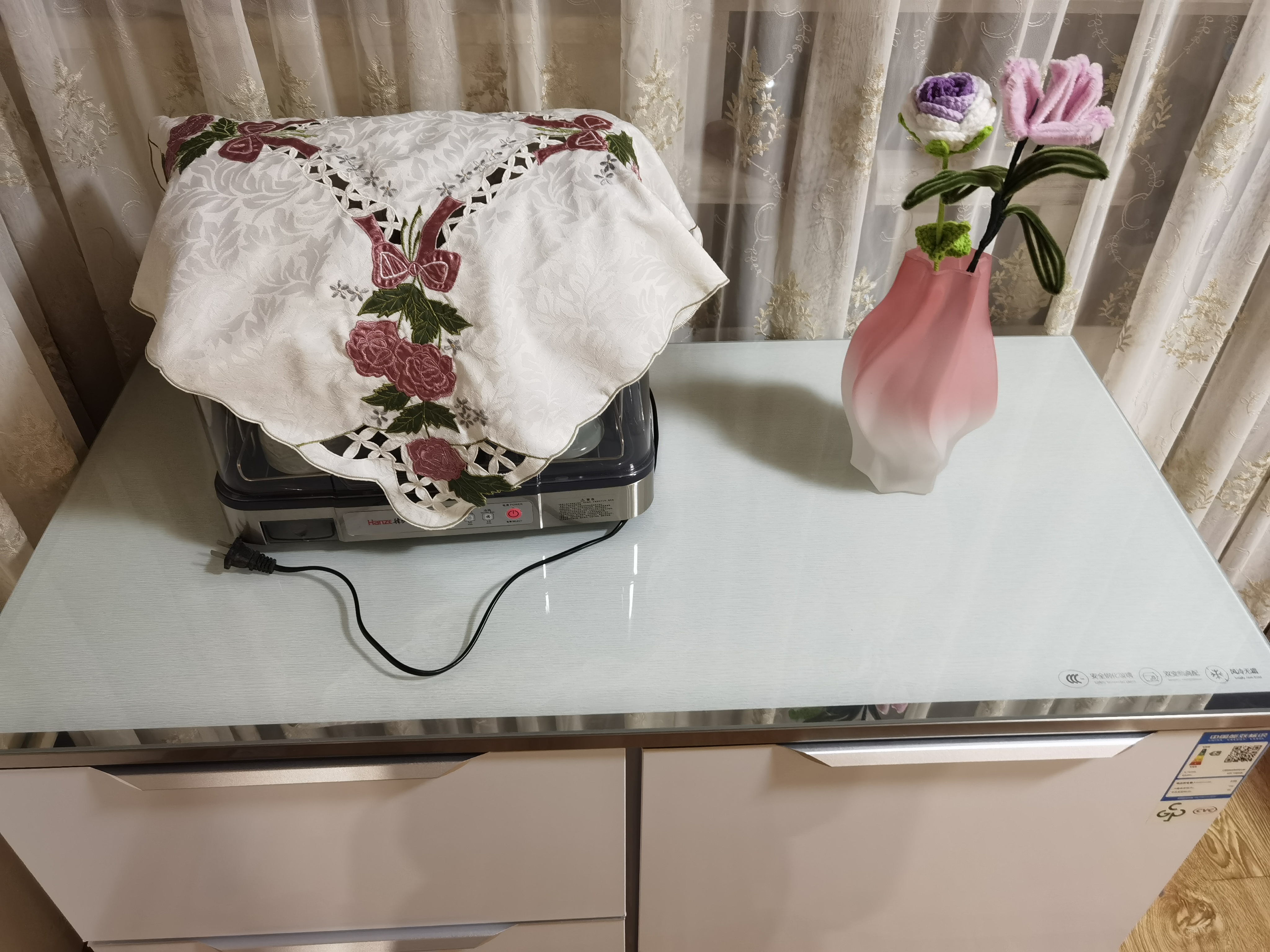 尊贵（ZUNGUI）BCD-198WQB 卧式冰箱家用变频风冷抽屉式小型橱柜式台下超薄零嵌入式冰箱 珠光白玻璃台面 实拍图