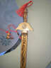 斐然 正宗肥城桃木剑挂件朱砂道士剑摆件婴儿宝宝客厅办公室卧室装饰品木雕工艺品开业礼品乔迁新居搬家礼物 58cm四神兽朱砂剑 实拍图