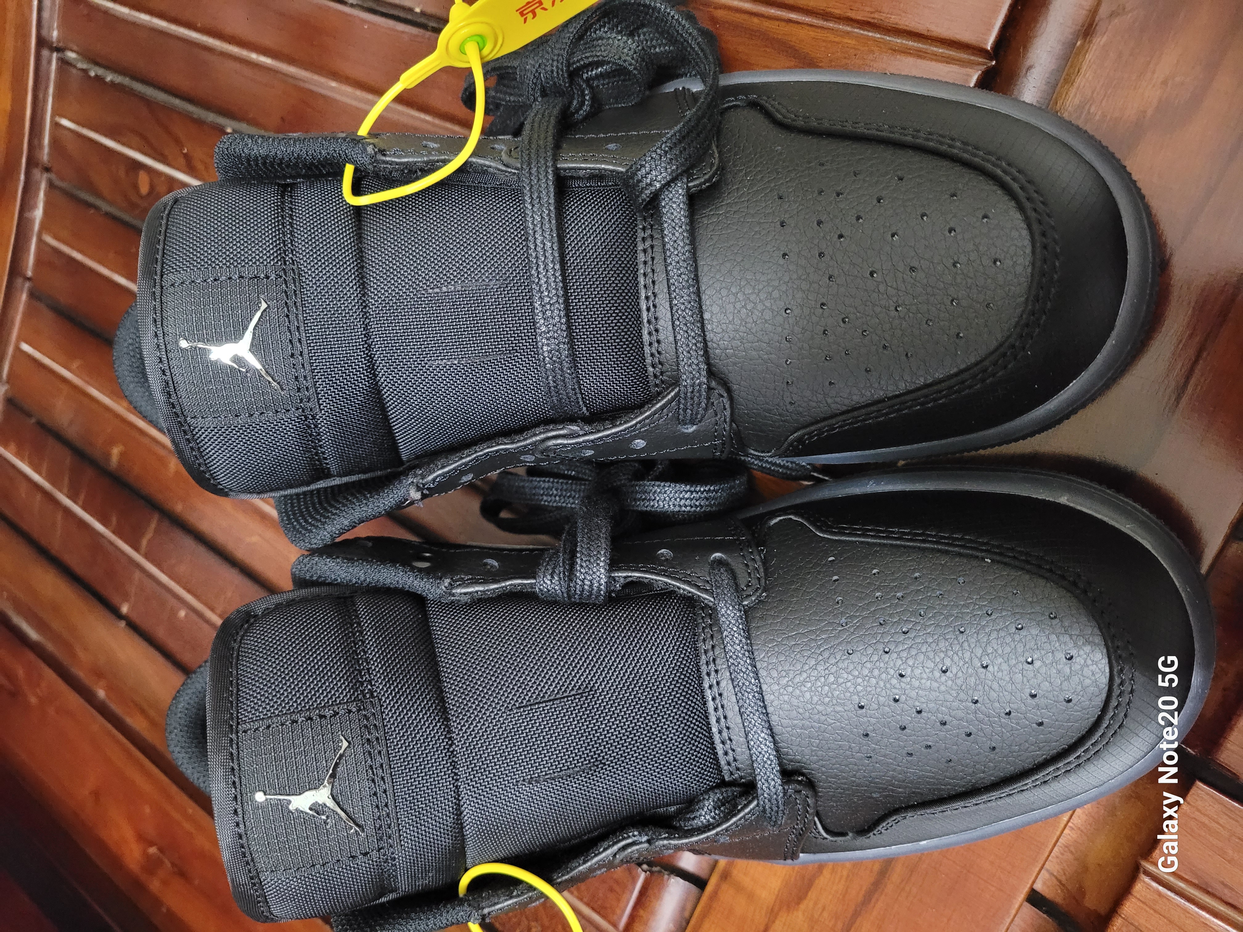 Jordan休闲鞋男子AJ1 JORDAN 1 LOW 低帮运动鞋HV5968-001黑/白42.5 实拍图