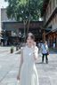 凊知柠法式茶歇挂脖白色连衣裙女夏季2025新款收腰显瘦蕾丝无袖背心长裙 杏色 M 实拍图