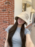 色彩熊花儿与少年金晨同款系带渔夫帽韩版简约百搭出游防晒遮阳水桶帽女 米白色系带渔夫帽 实拍图