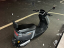 永久电动摩托车2025新款72V黑金石墨烯长续航NFC智能两轮电摩电动车 灰色/1800W/双碟刹 60V20A-全新黑金铅酸-整车发货 实拍图