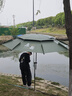 左都（ZUODU）2.6m钓鱼专用大伞台钓遮阳伞大号加固加厚抗风防暴雨可调节拐杖伞 2.6米 【森绿】升级款-可锁止地插 实拍图