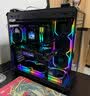 华硕（ASUS）GT502 弹药库机箱 无界版 钢化玻璃侧透明海景房台式主机箱/背插 电脑机箱 支持水冷长显卡 YQ70 GT502无界版（无立柱） 实拍图