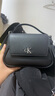 Calvin Klein时尚简约金属LOGO可卸肩带翻盖 人造革 手提包单肩包斜挎包 女款  DH3272-001黑色 实拍图