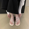 大东薇DADONGWEI仙女风粗跟套趾珍珠凉拖鞋女外穿2025新款水钻度假夹趾凉鞋配裙子 米白色 35 实拍图