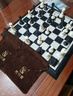 先行者磁性国际象棋中号升级款四个后折叠棋盘桌面游戏儿童棋桌游B-602 实拍图