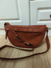 裘真头层植鞣牛皮休闲月牙包复古简约百搭单肩斜挎包女小包 焦糖色 实拍图