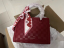 稻草人骐骥红女包2026新款时尚结婚新娘包手提包婚庆包包新婚礼物送闺蜜 深红（赠丝巾） 实拍图