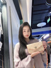 GUSKI包包女包奢侈品牌斜挎包女2025新款高级感单肩包送老婆生日礼物女 杏色【Apricot】 法国高端品牌实用送老婆送闺蜜 实拍图
