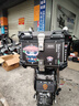 星骑侠裂行pcx160摩托车尾箱uy125uu铝合金尾箱巧格i电动车小牛n1后备箱 45熊猫大师黑+内衬+靠背+碳座 实拍图
