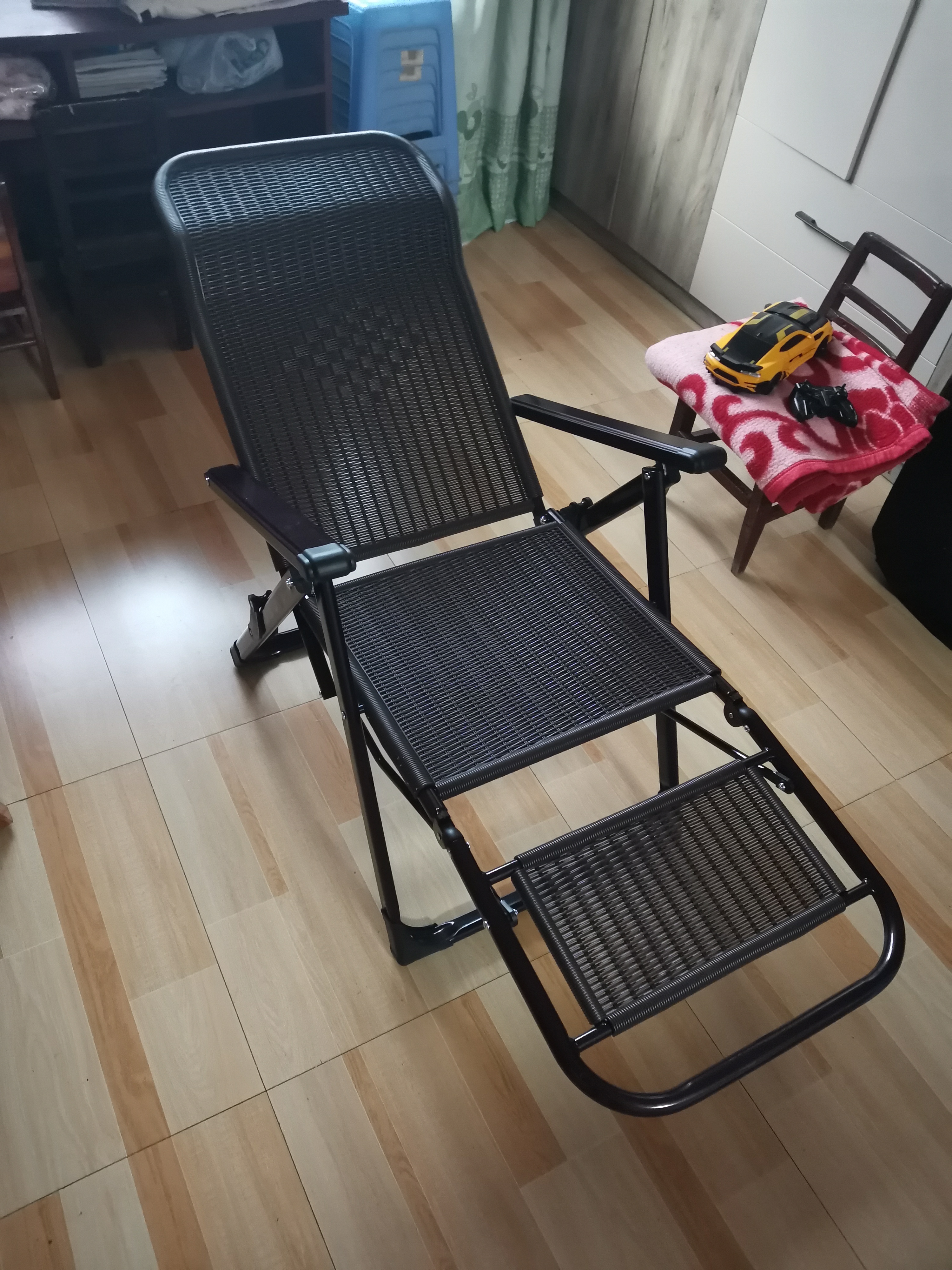 午憩宝躺椅藤椅午休阳台休闲靠背椅家用庭院折叠床便携午睡凉椅藤编折叠 【头部加高】一体成型-藤棕色 实拍图