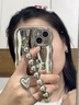 素洛适用苹果16Promax银色曲边电镀水波纹手机壳iPhone15时尚11网红女14Pro手链高级12感防摔软保护壳 电镀银色水波纹+爱心腕带 iPhone 13 实拍图