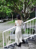 凊知柠2025新款夏季波点吊带连衣裙女圆领露背拼接收腰显瘦裙子 杏色波点 S 实拍图