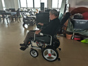 LONGWAY电动轮椅老人专用智能全自动轻便可折叠旅行可推轮椅车LWA08 可躺款丨700W+电助力+40AH锂电+跑65公里 实拍图
