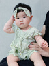 wua·wua婴儿衣服夏季薄款0-12个月女宝宝连体衣套装公主款哈衣外出夏装 薄荷绿+发带+三双袜+花儿帽子 80cm （适合9-12月 体重16-20斤） 实拍图