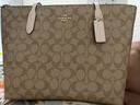 蔻驰女包奢侈品托特包大牌轻奢女士单肩手提包 浅卡其配白色4455IMDQC 实拍图