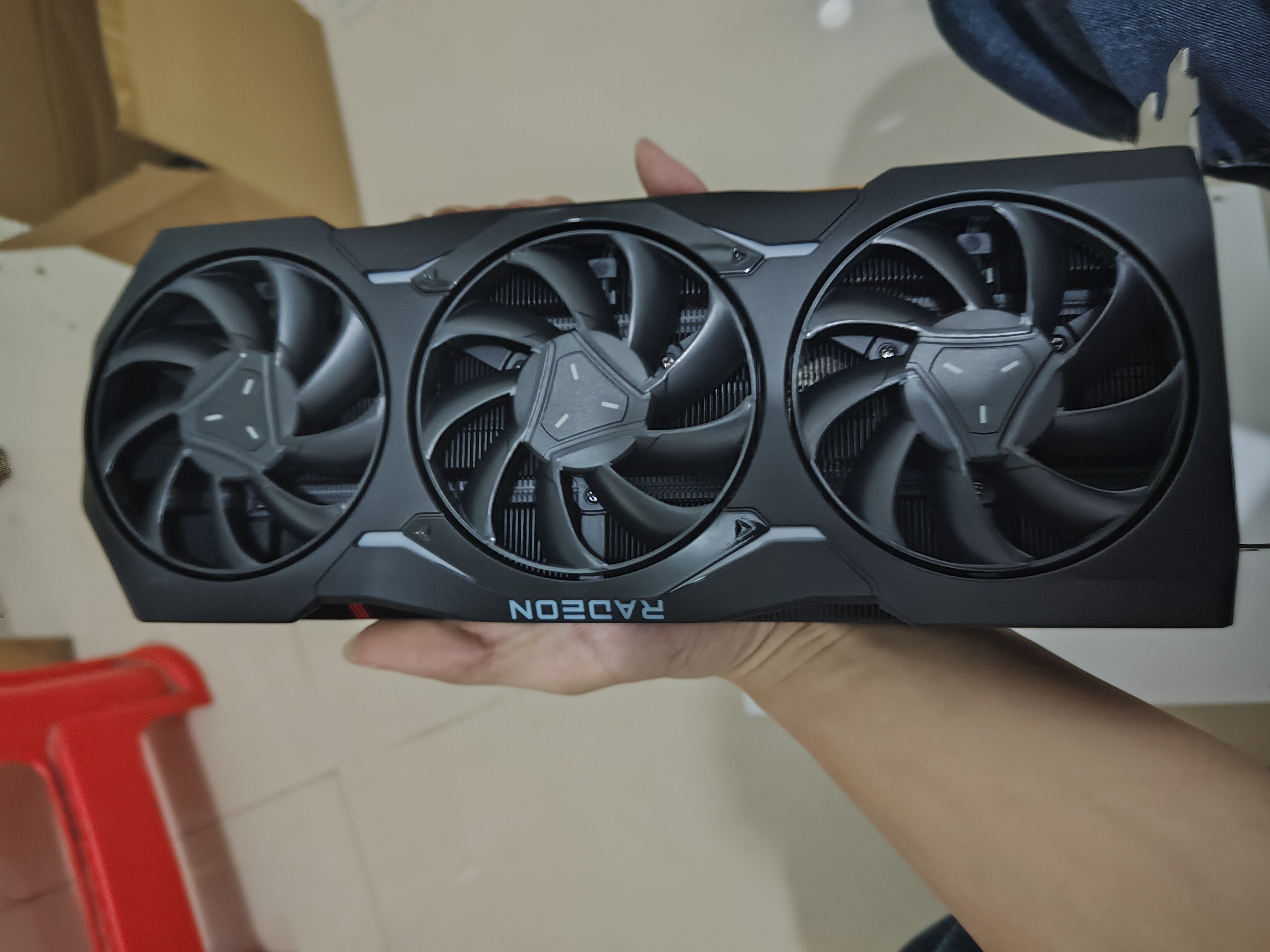 银昕（SilverStone）FLP01W 复古ATX卧式机箱 机+电套装 (怀旧白色/廉政机箱/HTPC/Type-C/0.8mm厚度/正压差) FLP01复古ATX卧式机箱 实拍图