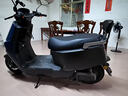 雅迪电动摩托车 莱卡【京东区域专款】85公里长续航电动车800W高速电摩铅酸电池外卖上班代步蒲苍蓝 实拍图