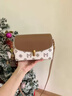 ANYSMIC奢侈品牌包包女包2026新款斜挎包小包单肩腋下包印花小方包女生款 米白配棕【专属礼盒包装】 实拍图