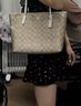 蔻驰（COACH）【品牌直供】女士中号托特包单肩手提包4455IMDQC 实拍图