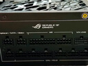 华硕ROG STRIX 白金雷鹰1000W 氮化镓电源 ATX3/显卡优先稳压/全日系电容/全模组/适配40/50系显卡 实拍图