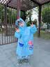 牧萌 儿童雨衣男女童带书包位宝宝幼儿园小学生雨鞋套装防水卡通雨披 浅蓝火箭恐龙 M码（建议身高95-105cm） 实拍图