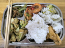 美厨（maxcook）304不锈钢饭盒分格餐盘 微波炉饭盒学生饭盒 5格带盖绿龙MCWA7381 实拍图