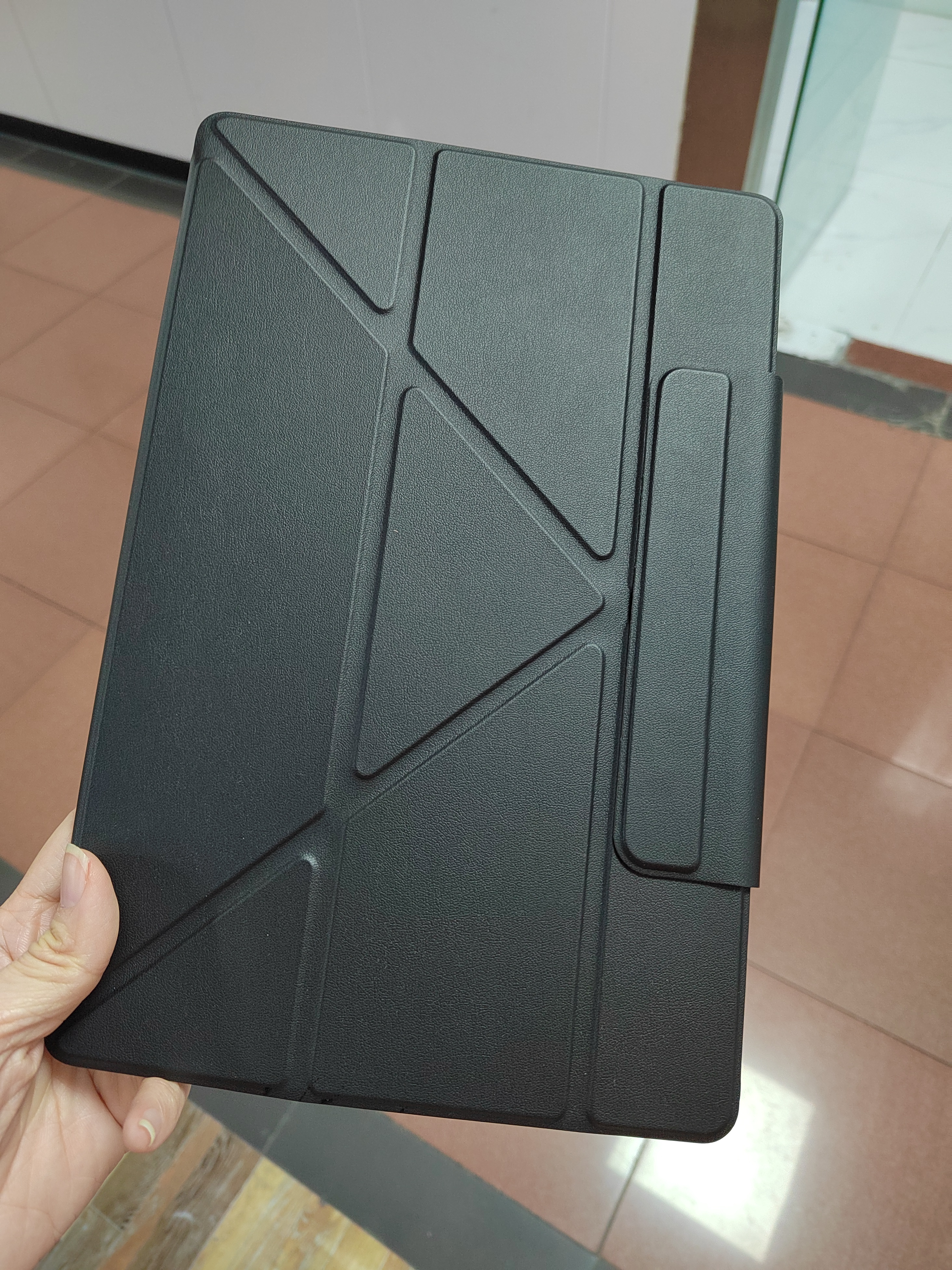 博翼适用iPad mini6/7平板保护套8.3英寸平板新款3+Y折百变支架全包翻盖磁吸搭扣防摔简约纯色外壳 黑色【3+y折百变折叠】 iPad mini6/7【8.3英寸】 实拍图