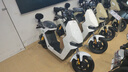 小牛电动【新品到店自提】F100都市版本新国标电动自行车 锂电池 两轮 到店选颜色 实拍图