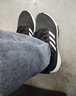 adidas EQ21 RUN随心畅跑舒适网面体测跑鞋男子阿迪达斯官方   黑色   42 实拍图