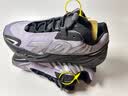 阿迪达斯 YEEZY 700MNVN薰衣草椰子男女运动休闲鞋GW9526 40.5码 实拍图