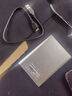 黑甲虫 (KINGIDISK) 500G USB3.0 移动硬盘 SLIM系列 2.5英寸 珍珠银 9.5mm金属纤薄 抗震抗压 SLIM500 实拍图