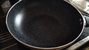 炊大皇 炒锅不粘锅 易洁轻量平底炒菜锅煎锅28cm 电磁炉通用 极皇JH28CG 实拍图