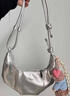 栢启歆女包法式斜挎包夏季单肩包洋气百搭饺子包简约高级感手提包 银色斜挎包【带挂件】 实拍图