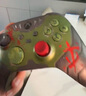 微软Xbox游戏手柄 无线控制器 2025新品 《毁灭战士:黑暗时代》限量版 蓝牙 适配Xbox/PC/平板/手机  实拍图