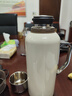 京东京造 茶壶 时光煮茶具闷茶烧水茶壶养生保温瓶 316不锈钢珍珠白1L 实拍图