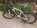 千里达（TRINX） X7铝合金山地车自行车禧玛诺22速线控气叉油刹成人男女单车 X7PRO哑灰蓝绿 -筒轴 29*15英寸 实拍图